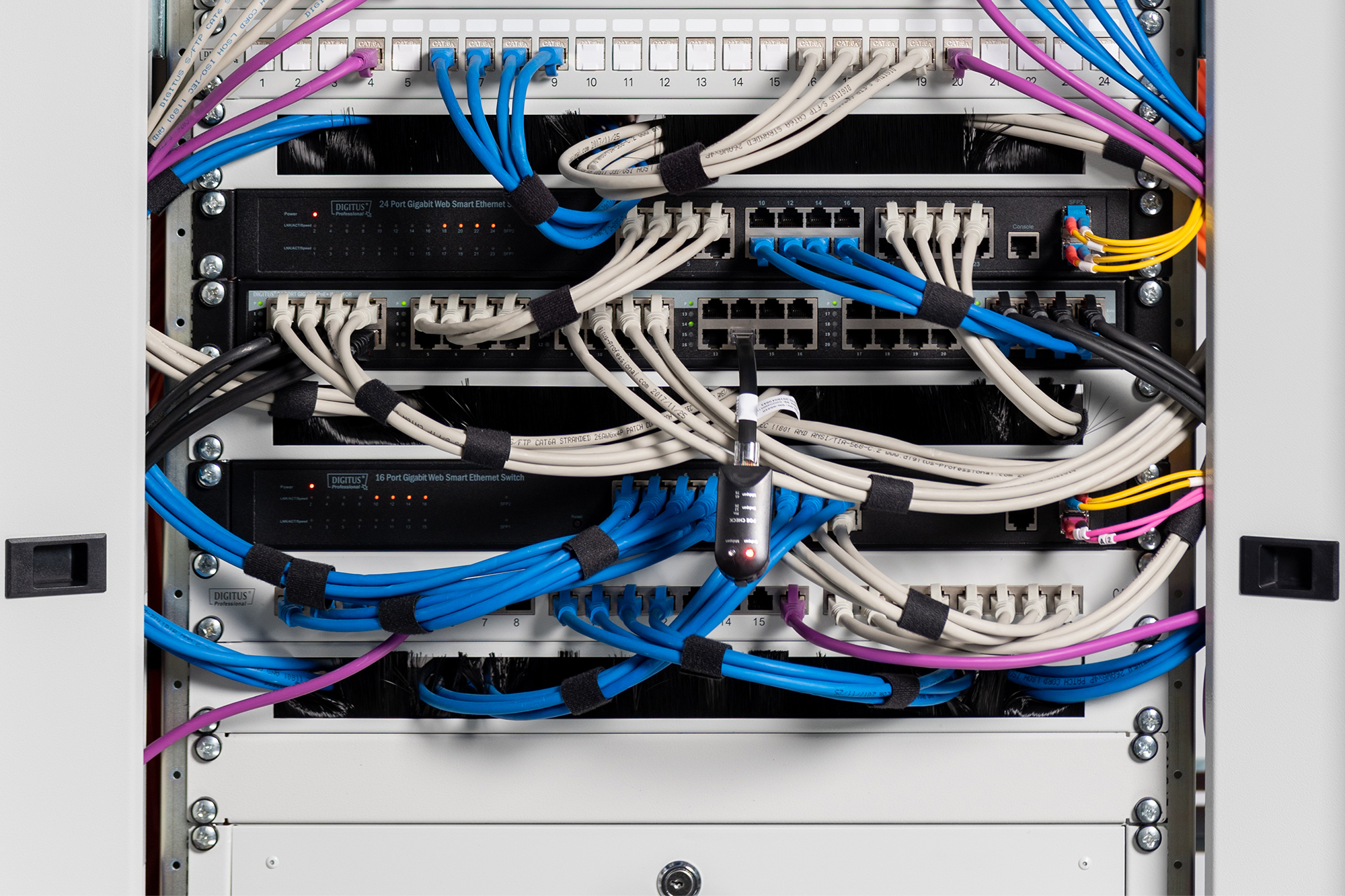 digitus_DN19BPN01_4016032135272_Application_1_RGB.jpg
