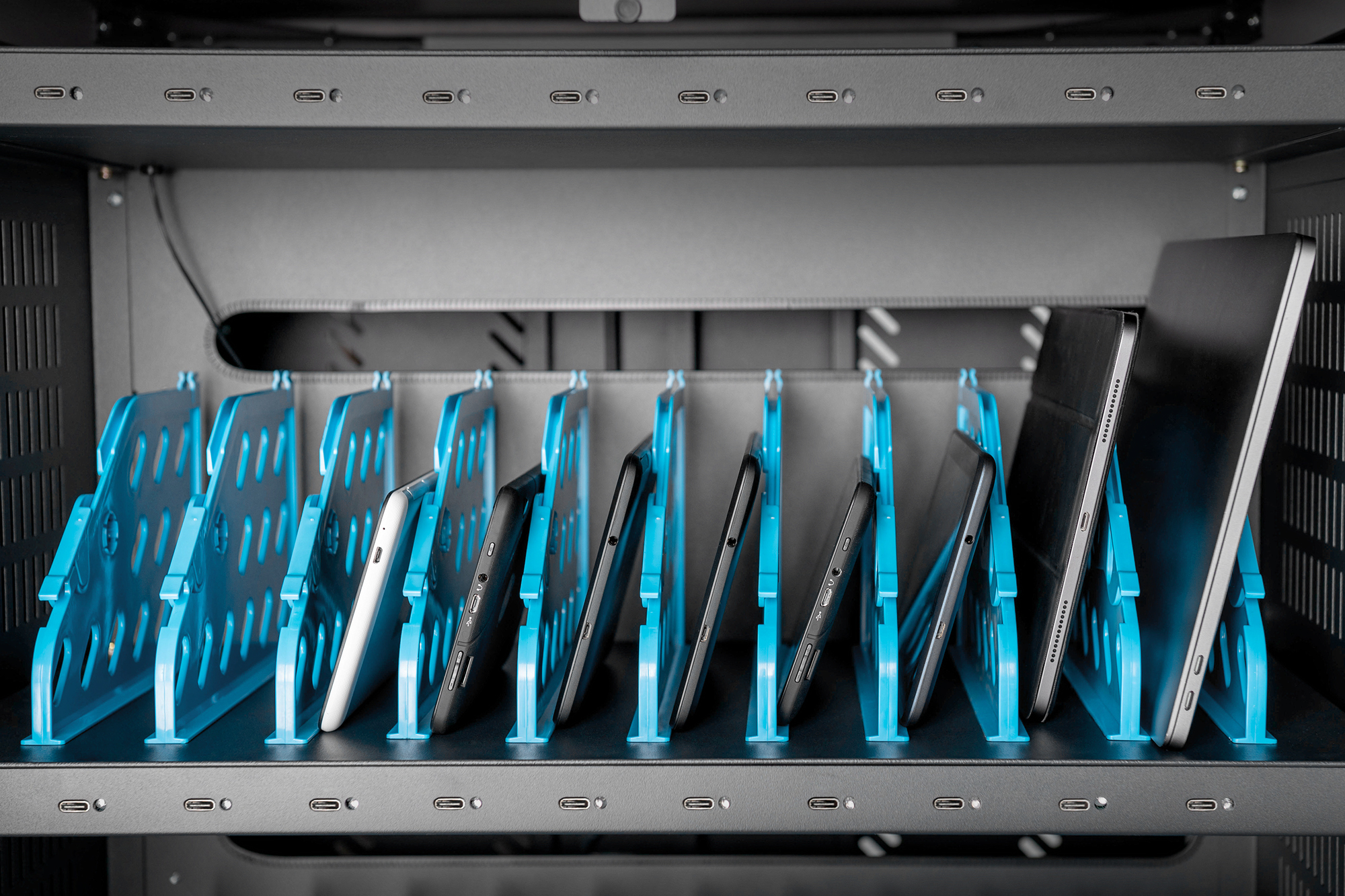 digitus_DN45006_4016032494546_Application_2_RGB.jpg